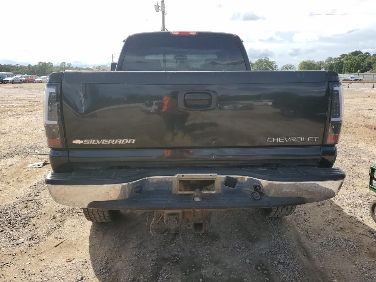 2005 Chevrolet Silverado K2500 Heavy Duty VIN: 1GCHK29245E153844 Lot: 81794855
