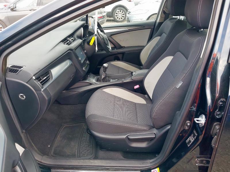 2015 TOYOTA AVENSIS BUSINESS EDITION