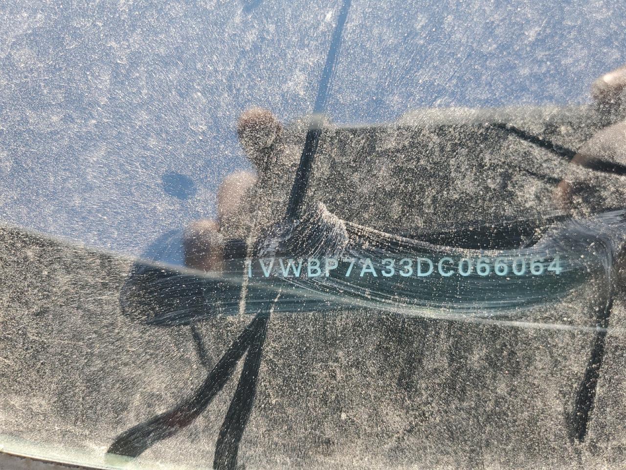 2013 Volkswagen Passat Se VIN: 1VWBP7A33DC066064 Lot: 71624875
