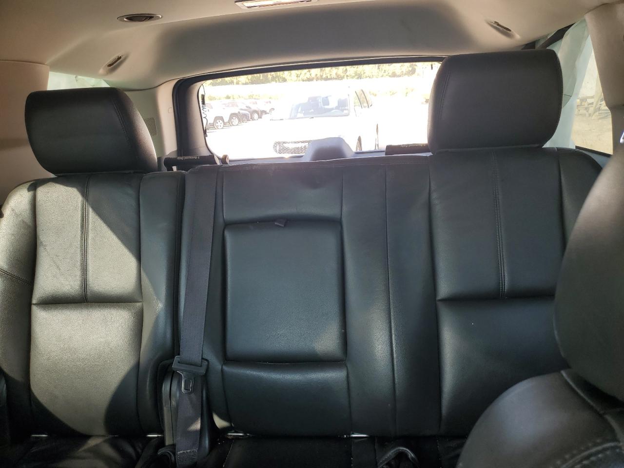 2013 Chevrolet Tahoe K1500 Lt VIN: 1GNSKBE05DR143199 Lot: 81243635