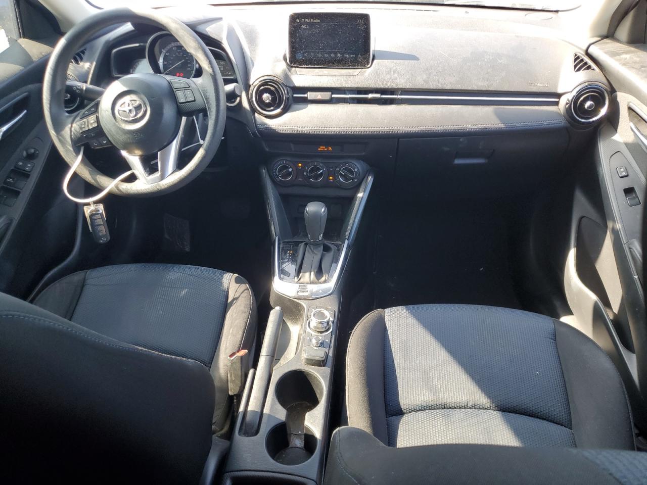 2017 Toyota Yaris Ia VIN: 3MYDLBYV3HY160252 Lot: 82083505