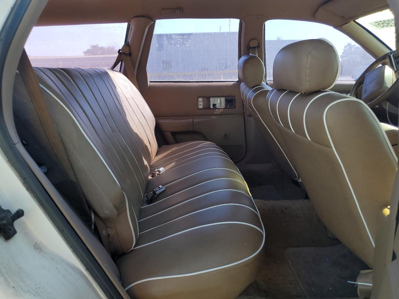 1994 Chevrolet Caprice Classic VIN: 1G1BL82P4RR123410 Lot: 81672955