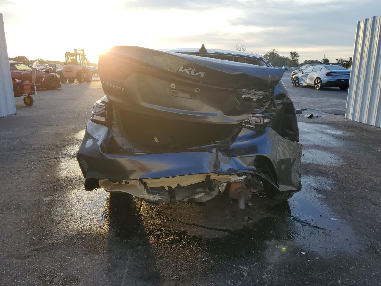 2023 Kia Forte Lx VIN: 3KPF24AD7PE613795 Lot: 71741175