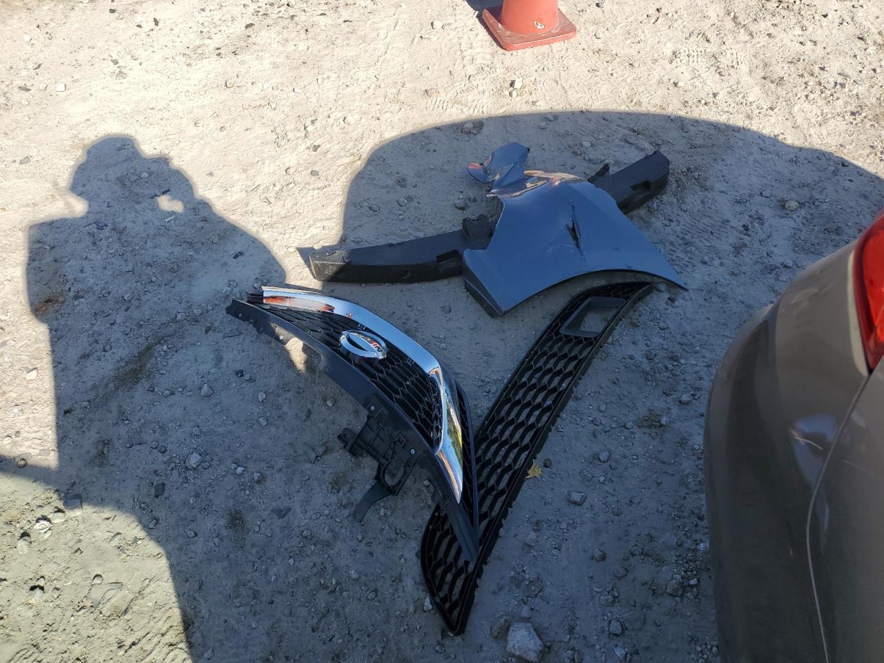 2018 Nissan Sentra S VIN: 3N1AB7AP9JL628505 Lot: 81604165