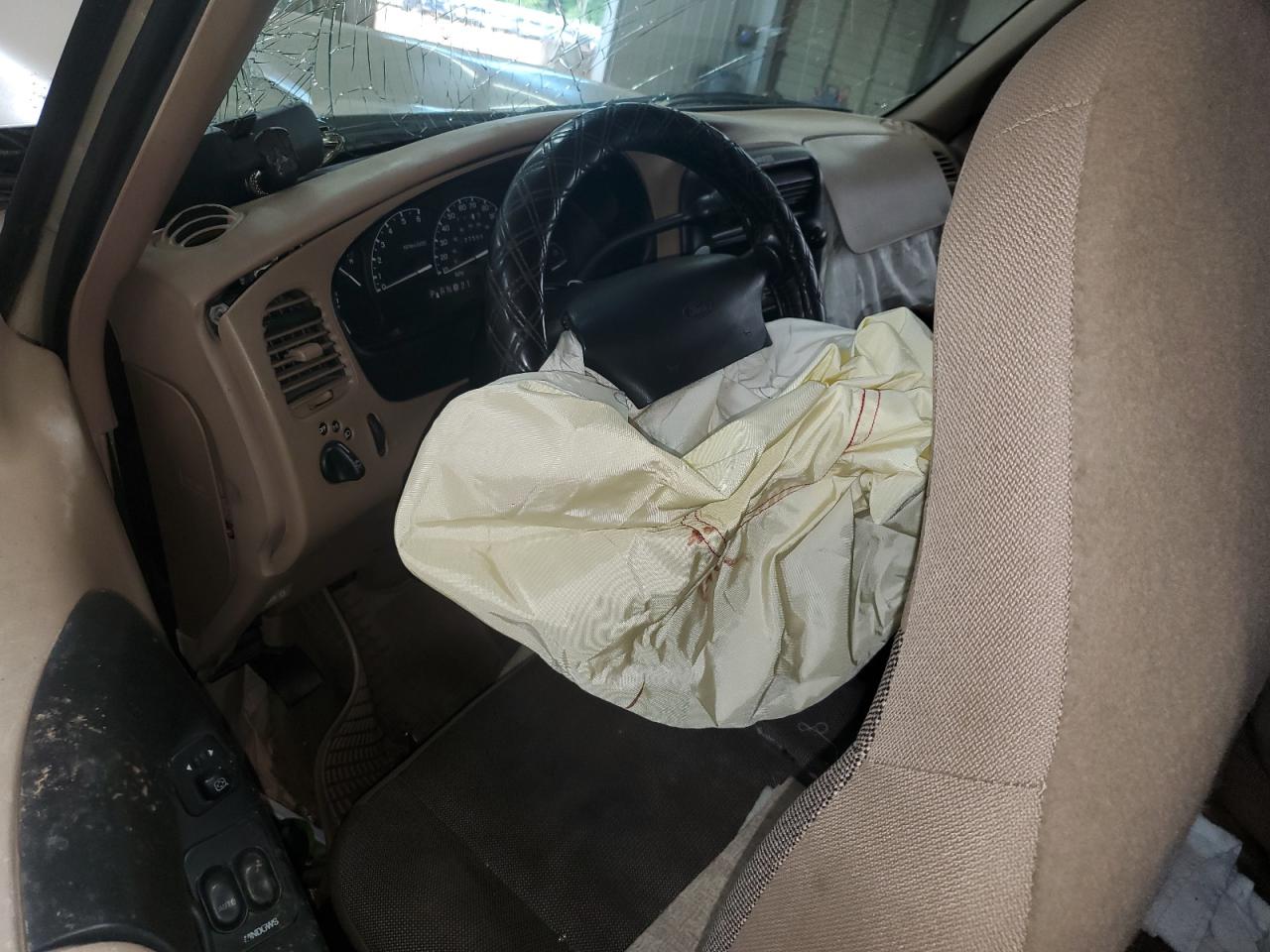 2000 Ford Ranger VIN: 1FTZR15X3YTB30504 Lot: 71506515