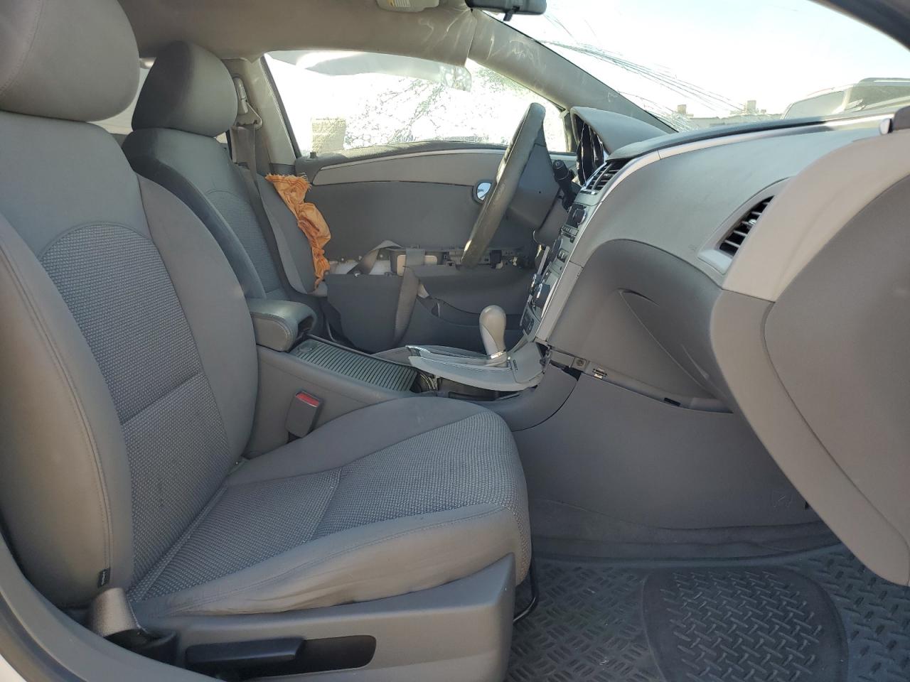 2010 Chevrolet Malibu Ls VIN: 1G1ZA5EB6A4101719 Lot: 82075885