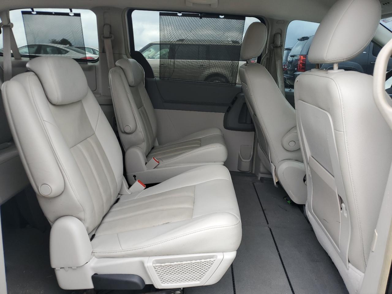 2008 Chrysler Town & Country Touring VIN: 2A8HR54P48R632216 Lot: 81798255