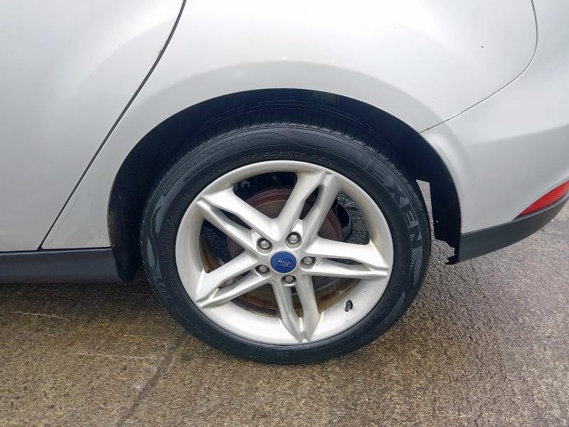 2016 FORD FOCUS ZETEC 