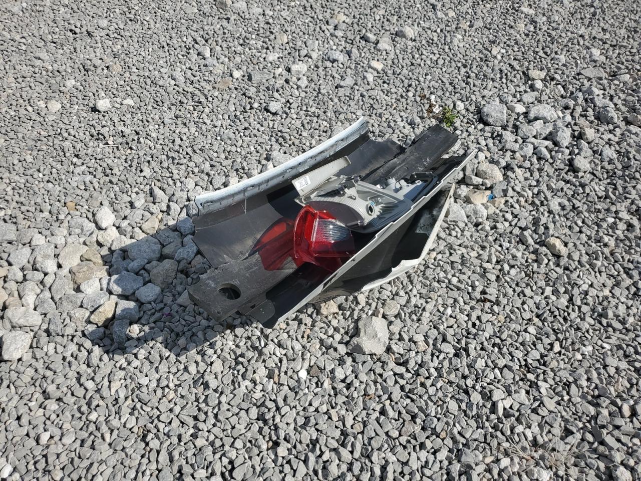 2017 Chevrolet Cruze Lt VIN: 1G1BE5SM0H7250079 Lot: 84390675