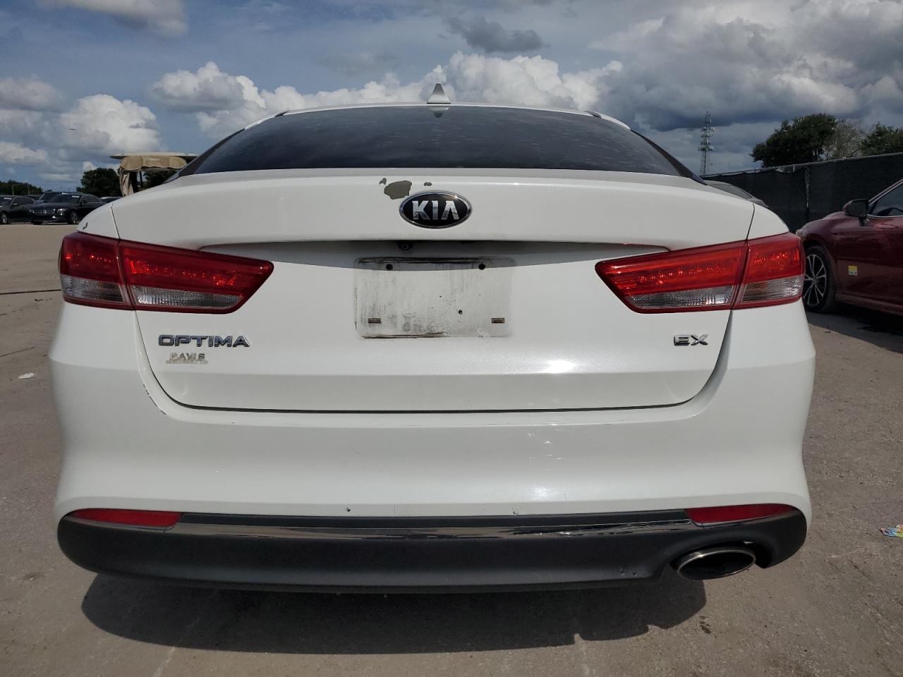 2016 Kia Optima Ex VIN: 5XXGU4L3XGG050817 Lot: 71720755