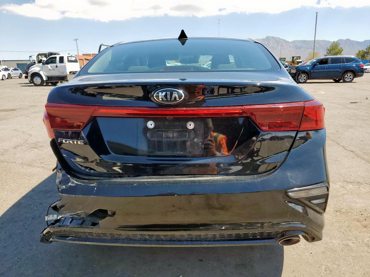 2021 Kia Forte Fe VIN: 3KPF24AD2ME412611 Lot: 84292855