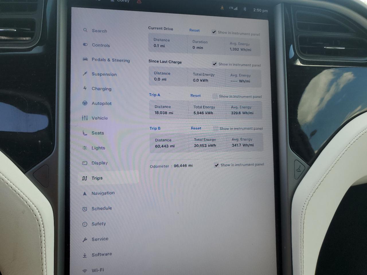 2019 Tesla Model X VIN: 5YJXCBE26KF185168 Lot: 84439905