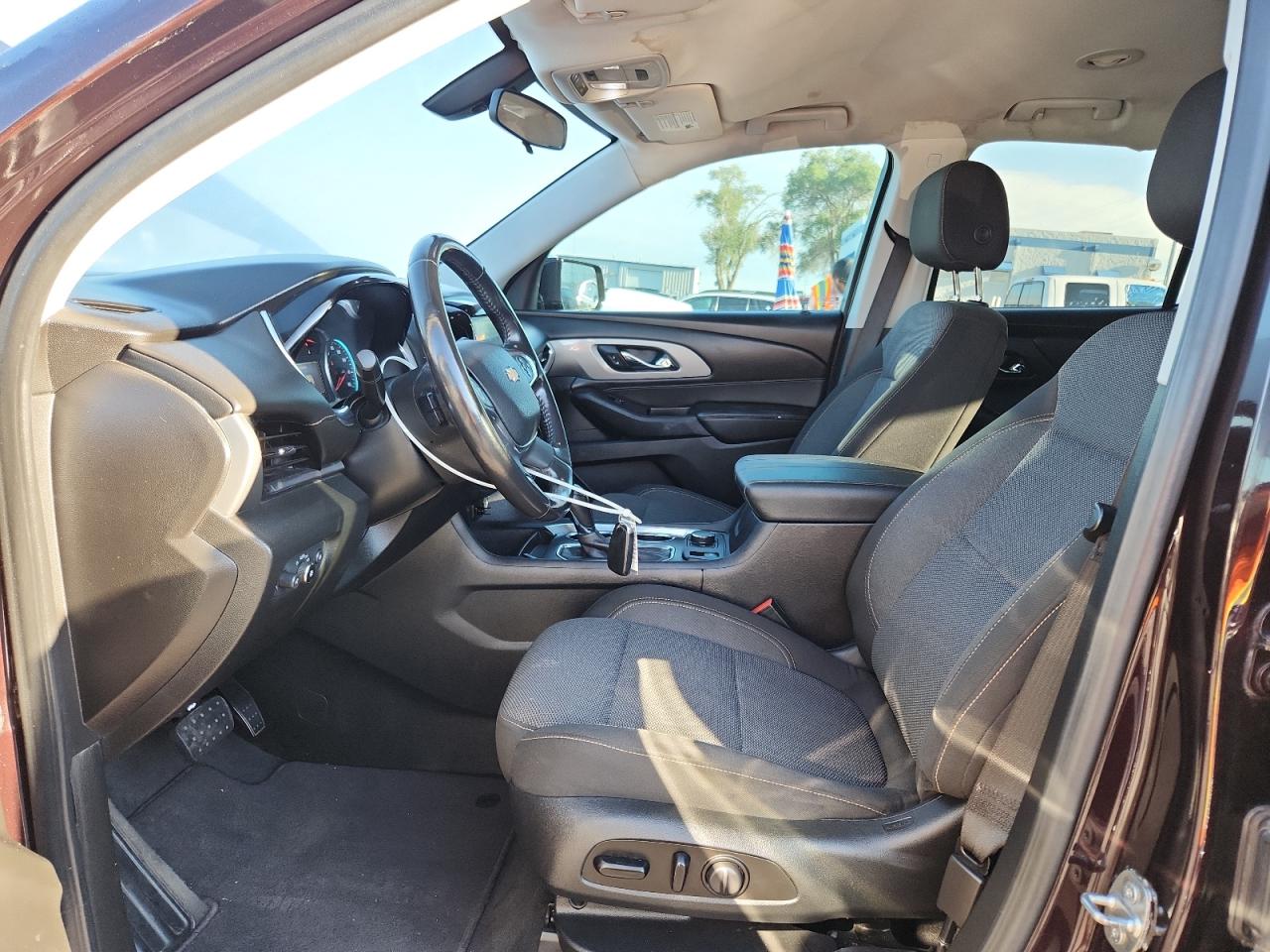 2020 Chevrolet Traverse Lt VIN: 1GNERGKW0LJ310757 Lot: 84817065
