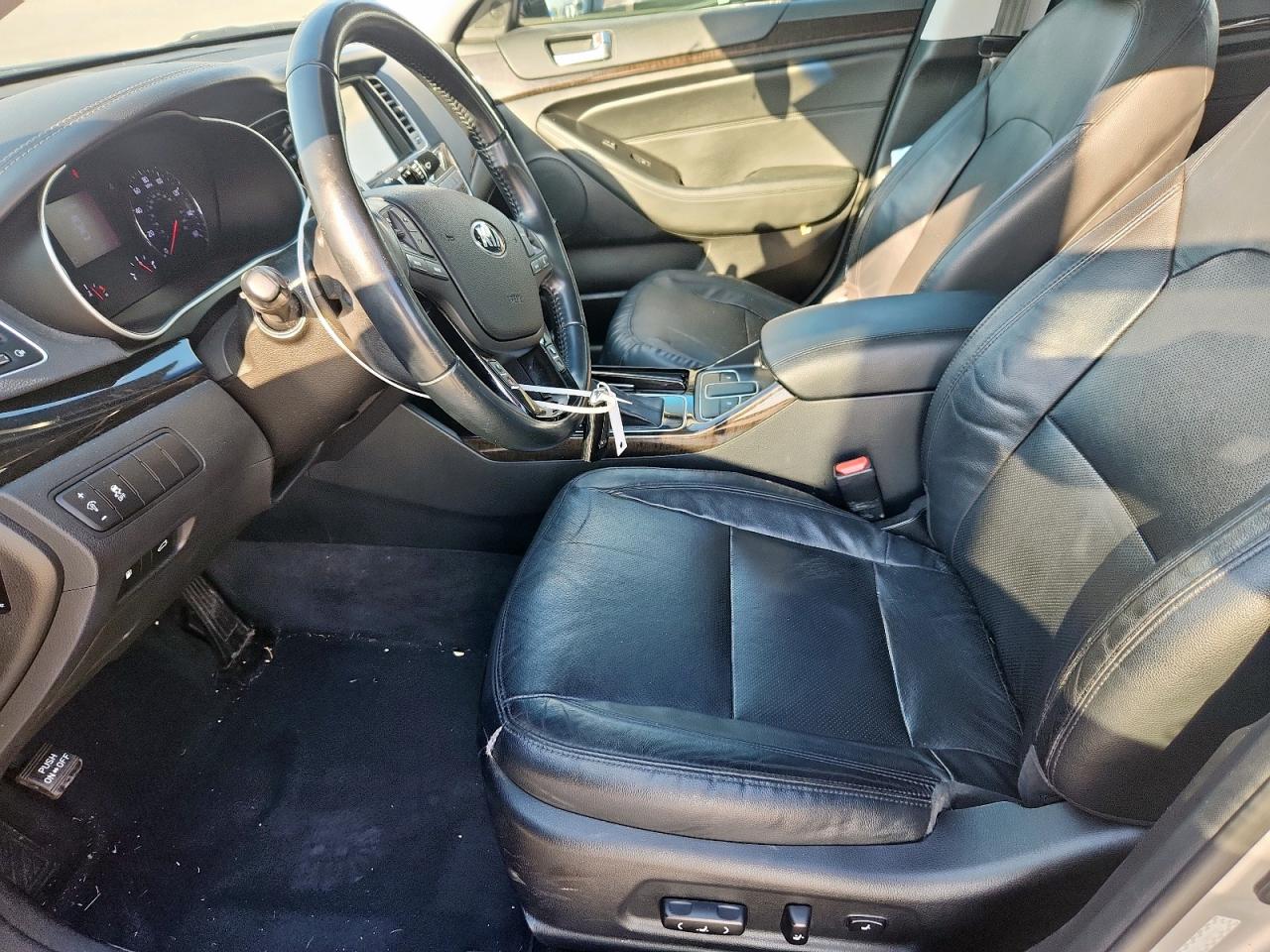 2016 Kia Cadenza Luxury VIN: KNALN4D77G5215365 Lot: 84632635