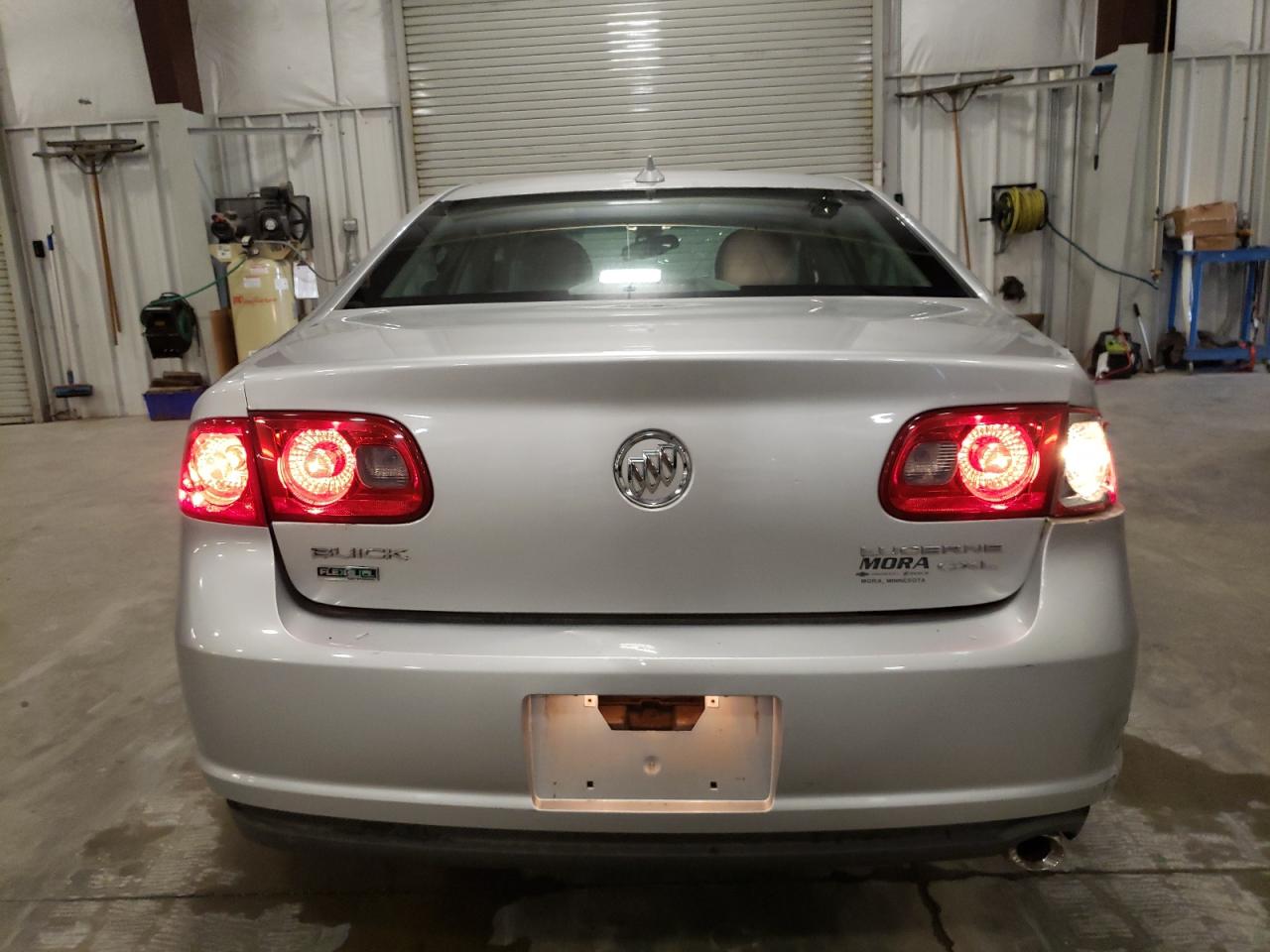 2011 Buick Lucerne Cxl VIN: 1G4HC5EM2BU117881 Lot: 71497665
