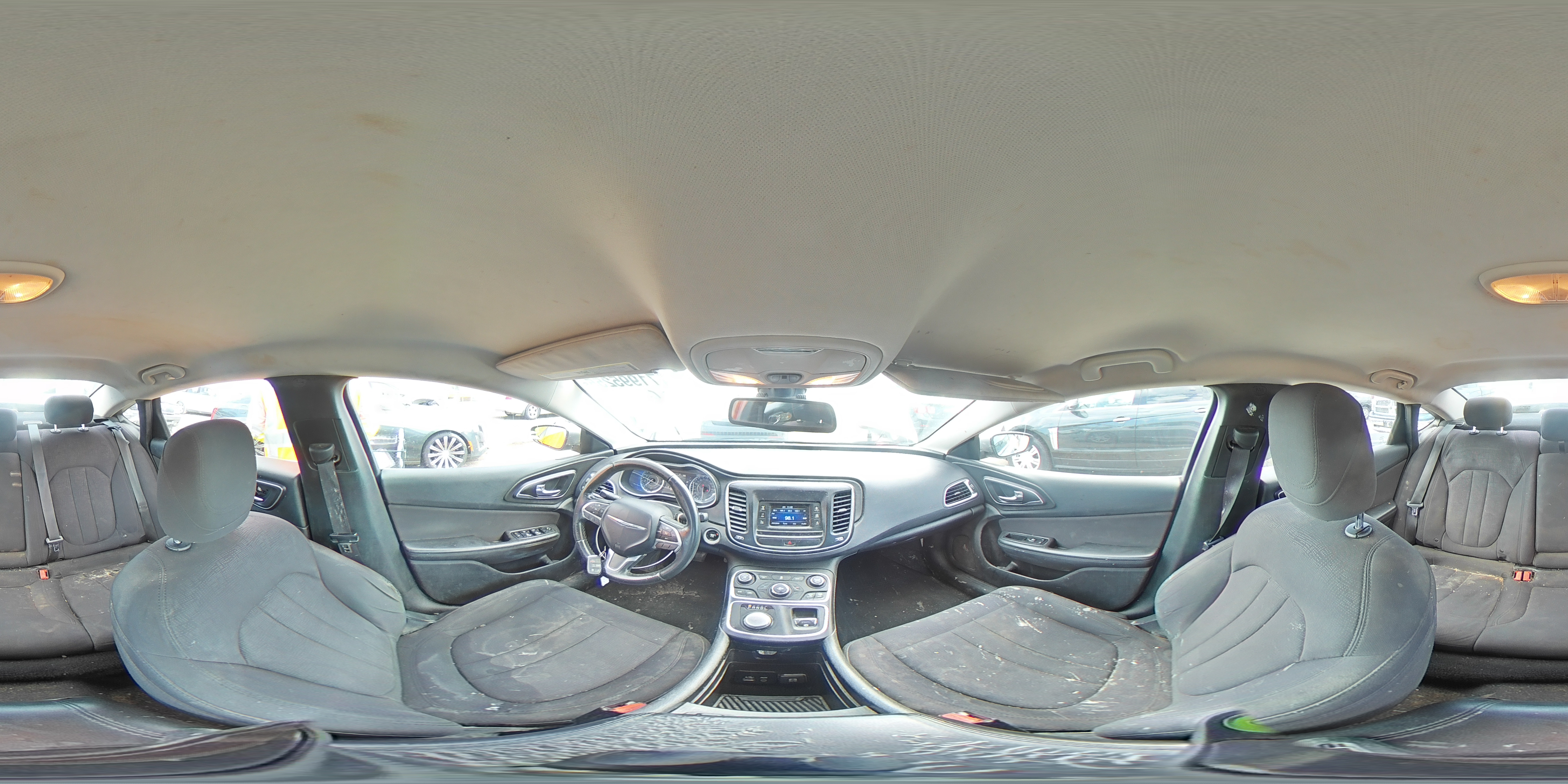 2015 Chrysler 200 Limited VIN: 1C3CCCAB8FN608239 Lot: 71995255