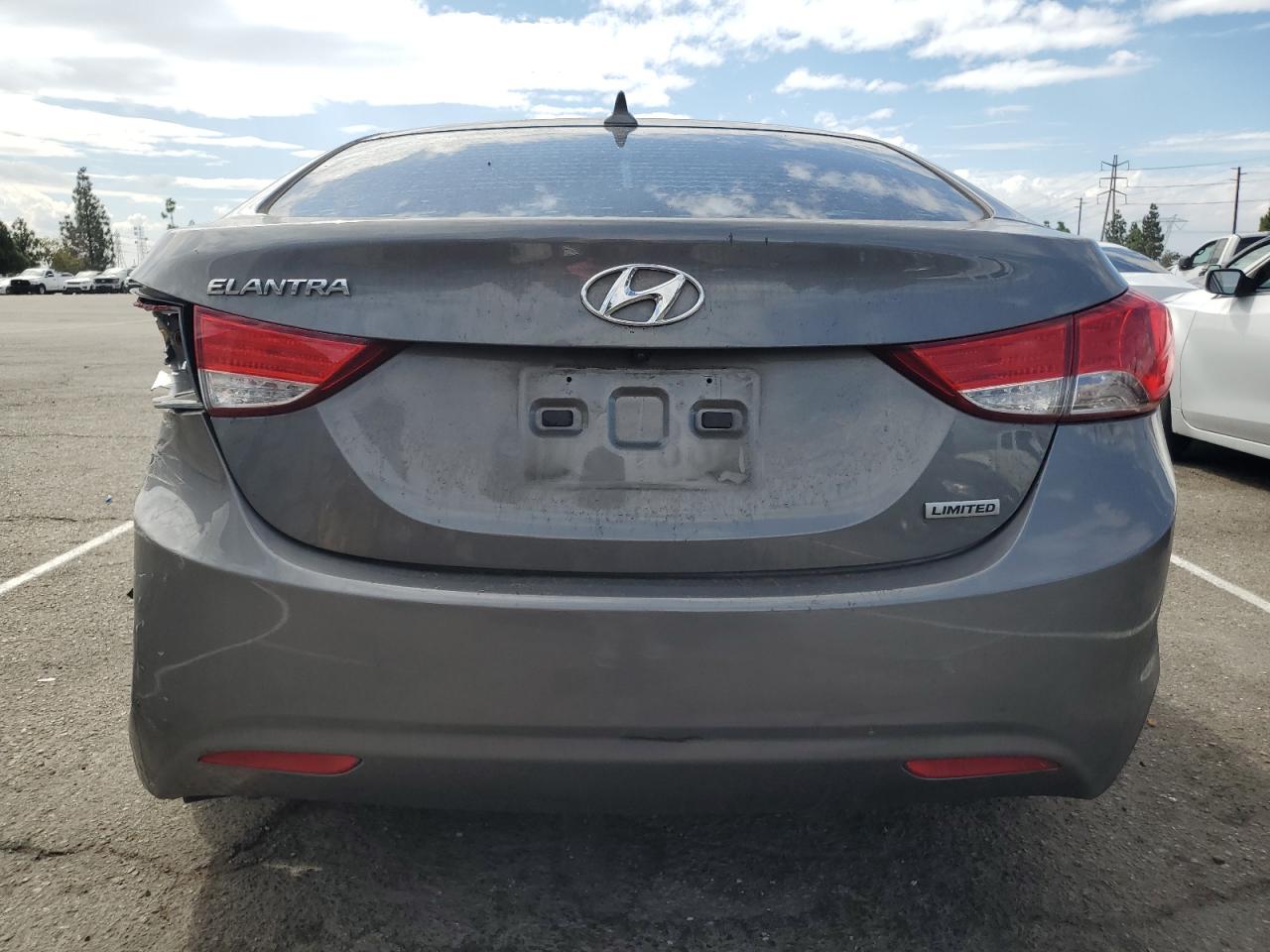 2013 Hyundai Elantra Gls VIN: 5NPDH4AE8DH258741 Lot: 81241575