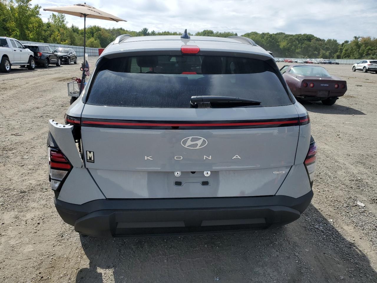2025 Hyundai Kona Sel VIN: KM8HBCAB4SU227312 Lot: 80270475
