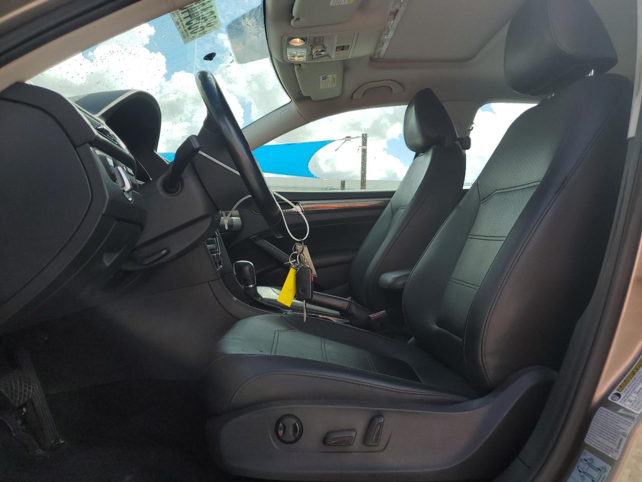 2016 Volkswagen Passat Se VIN: 1VWBT7A3XGC015287 Lot: 83944065