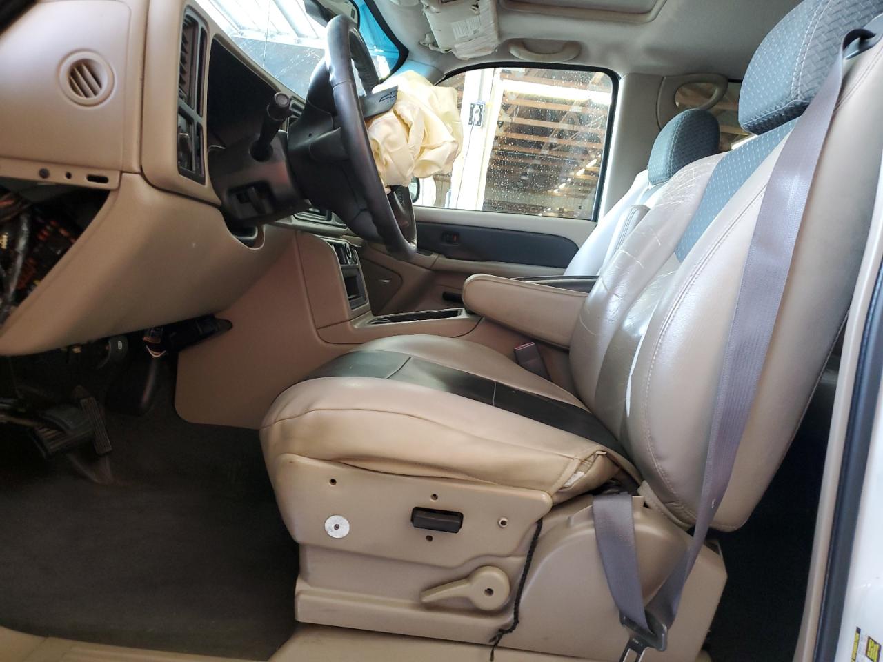 2004 Chevrolet Avalanche C1500 VIN: 3GNEC12T64G171953 Lot: 80693885