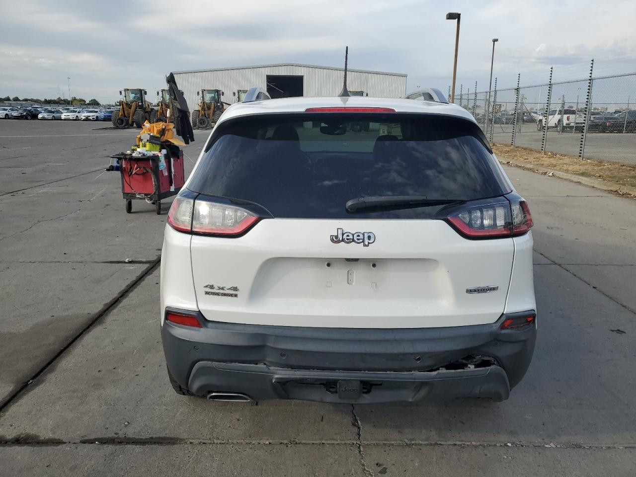 2019 Jeep Cherokee Latitude Plus VIN: 1C4PJMLX5KD156204 Lot: 81921785