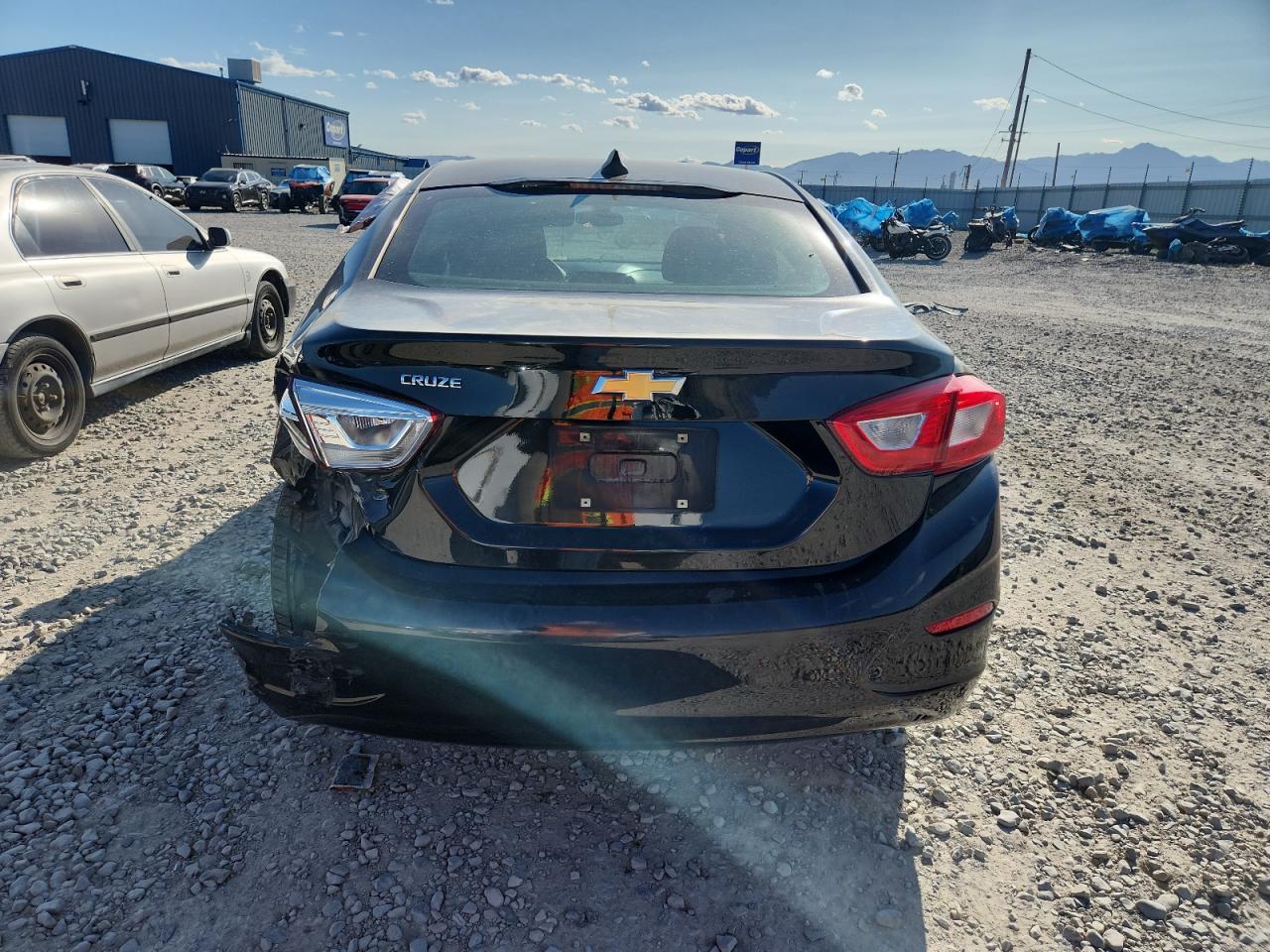 2018 Chevrolet Cruze Ls VIN: 1G1BC5SM7J7125088 Lot: 80017475