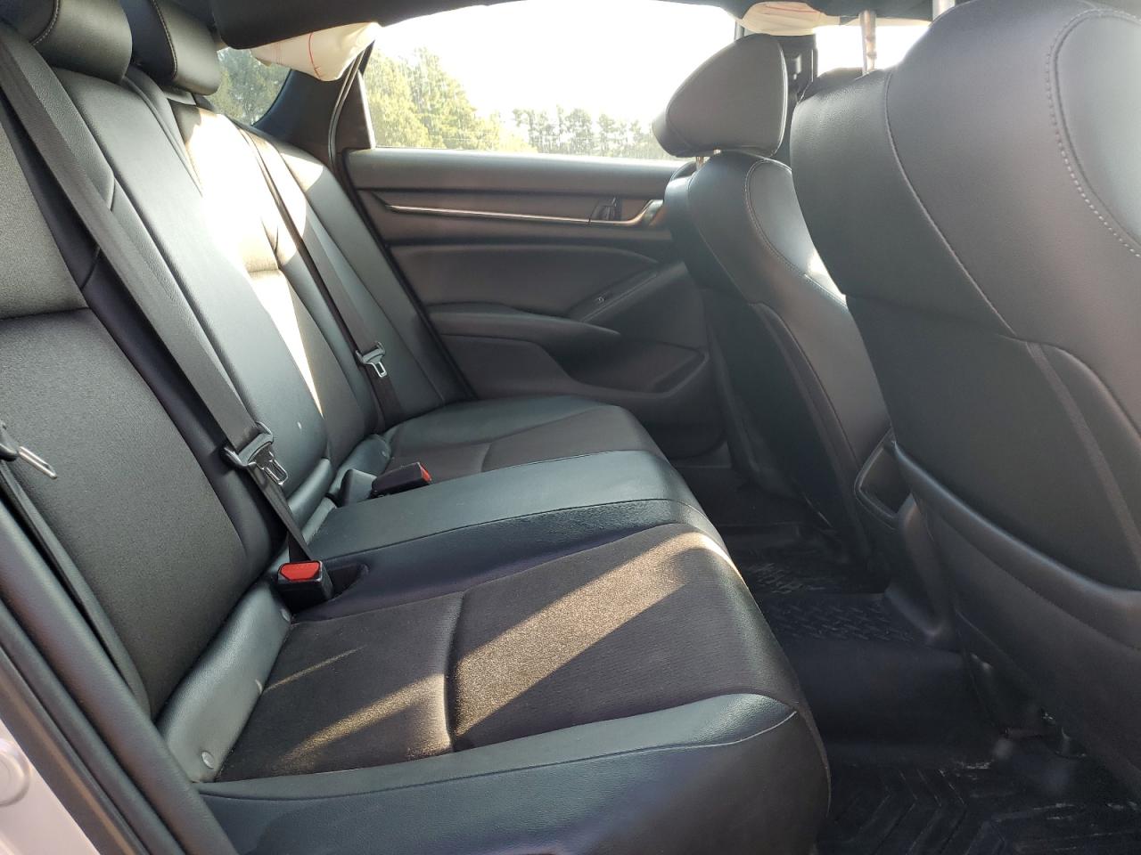 2022 Honda Accord Sport VIN: 1HGCV1F34NA032555 Lot: 81188855