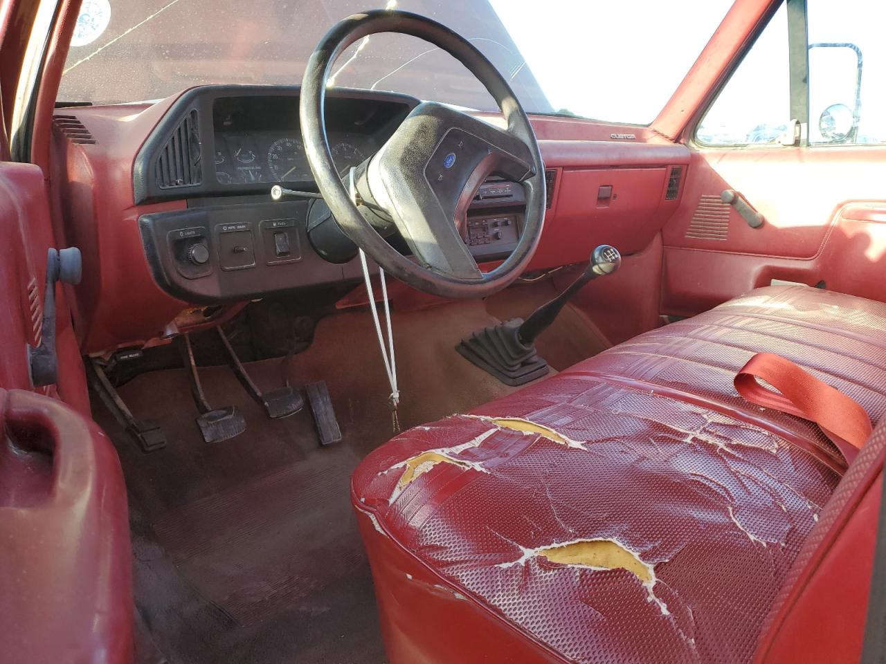 1990 Ford F250 VIN: 1FTHF25Y9LLB27523 Lot: 84455525