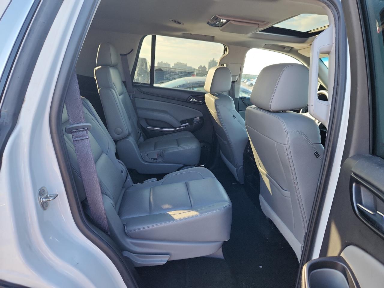 2017 Chevrolet Tahoe C1500 Lt VIN: 1GNSCBKC8HR398642 Lot: 83987775
