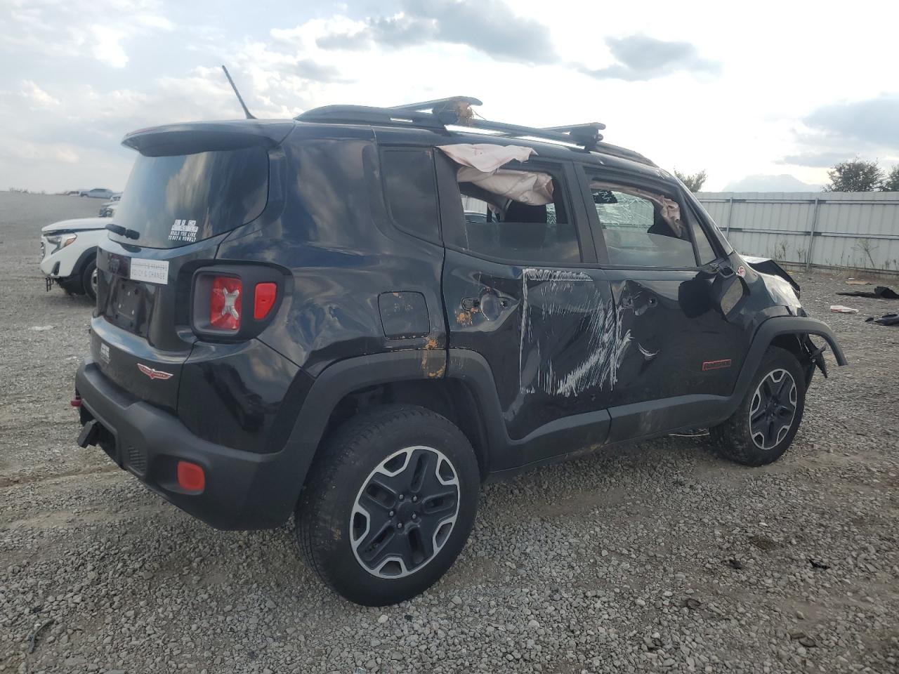 2017 Jeep Renegade Trailhawk ZACCJBCB9HPE57642 photo #4