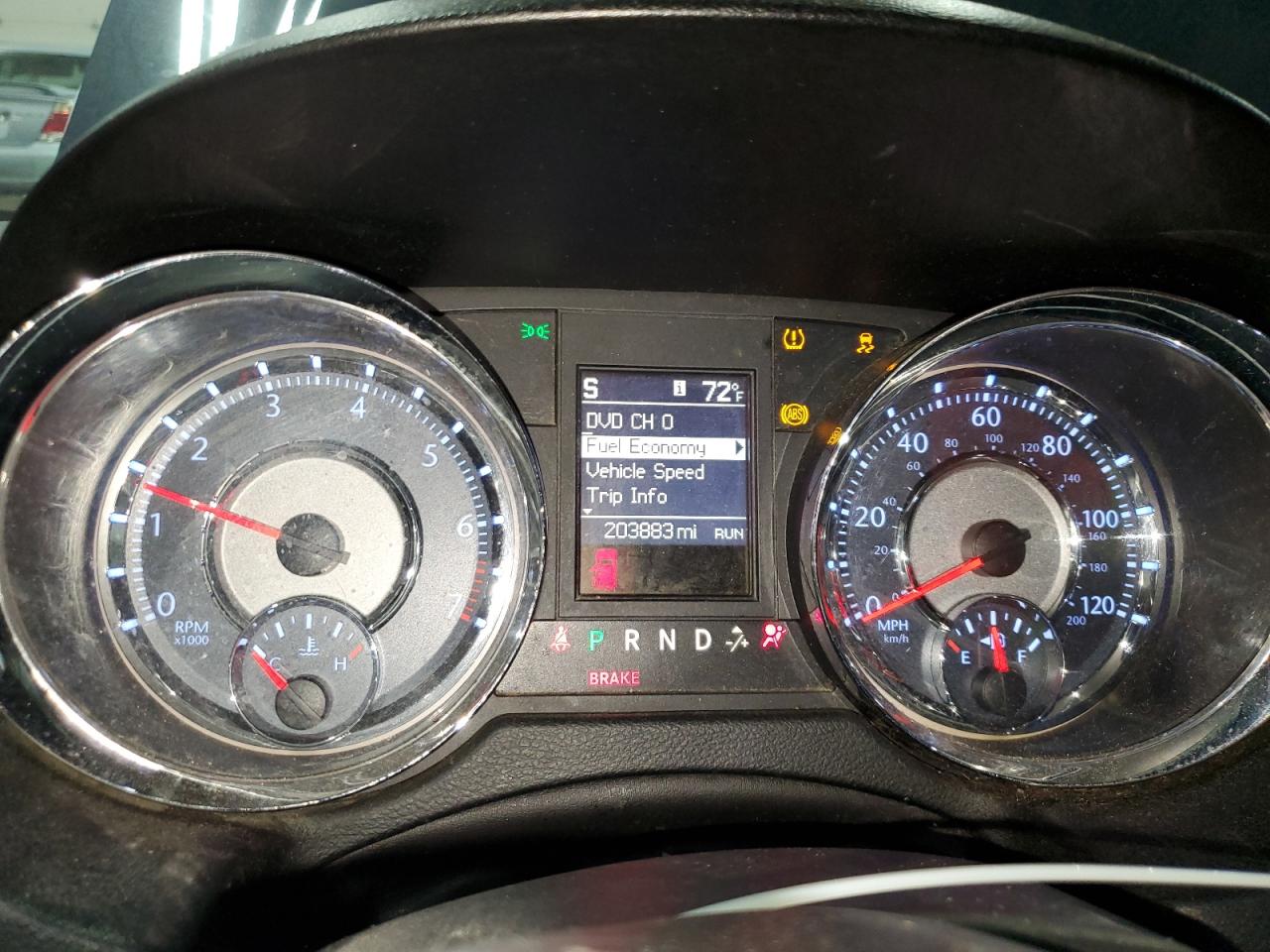 2014 Chrysler Town & Country Touring VIN: 2C4RC1BG3ER277575 Lot: 72036895