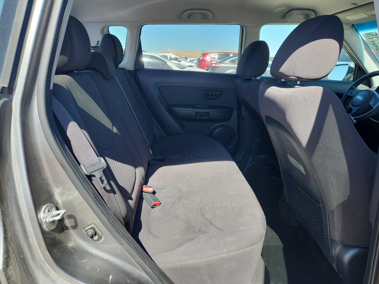 2013 Kia Soul VIN: KNDJT2A52D7586327 Lot: 84043715