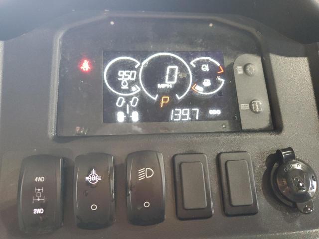 2024 JOHN DEERE XUV825M  