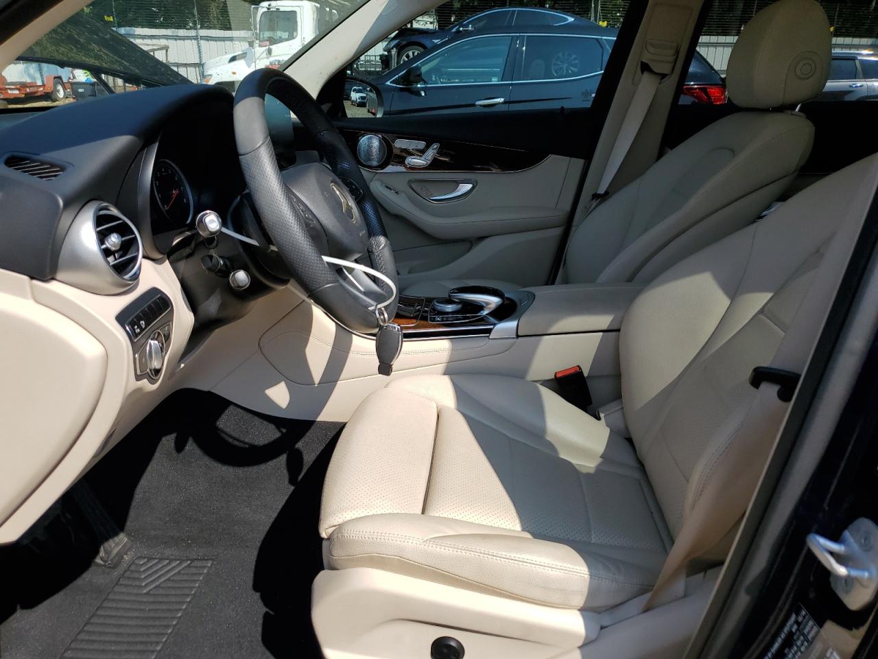 2016 Mercedes-Benz Glc 300 4Matic VIN: WDC0G4KB5GF046460 Lot: 80907585