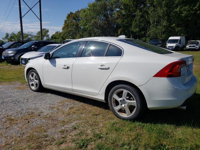 Sedans VOLVO S60 2013 White