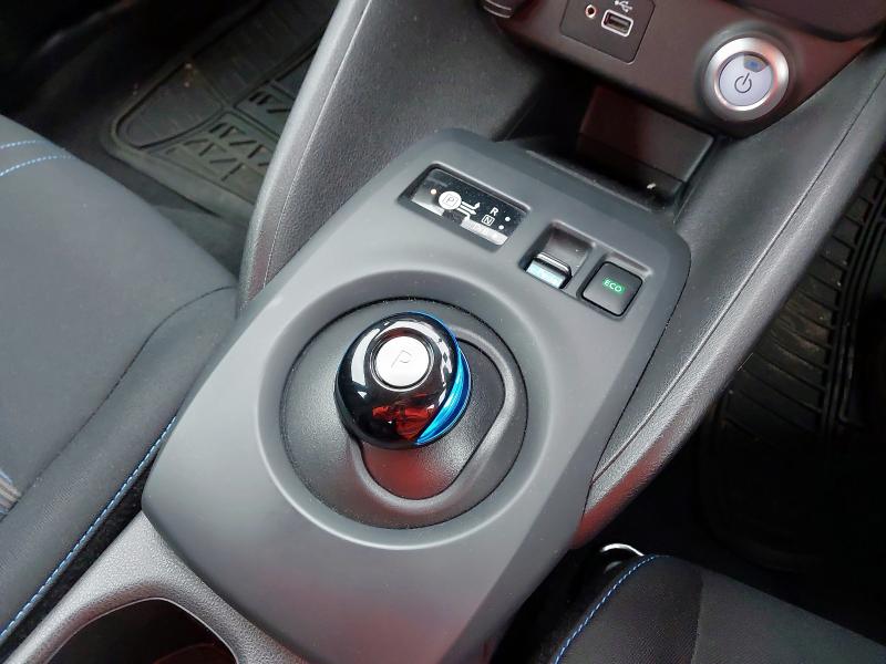 2021 NISSAN LEAF 110KW ACENTA 40KWH 5DR AUTO [6.6KW CHARGER]