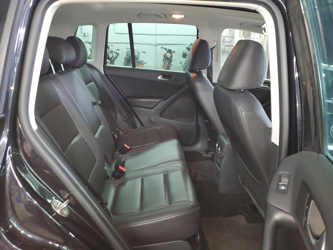 2017 Volkswagen Tiguan Wolfsburg VIN: WVGSV7AX5HK019430 Lot: 81137945