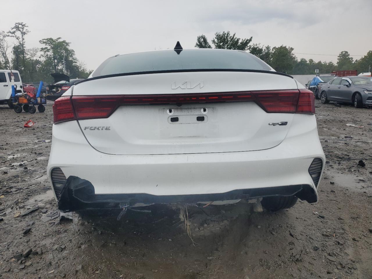 2022 Kia Forte Gt Line VIN: 3KPF54AD1NE485588 Lot: 83854075