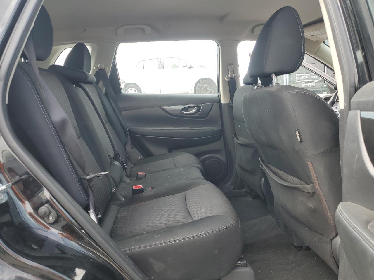 2017 Nissan Rogue S VIN: KNMAT2MV0HP557085 Lot: 81097645