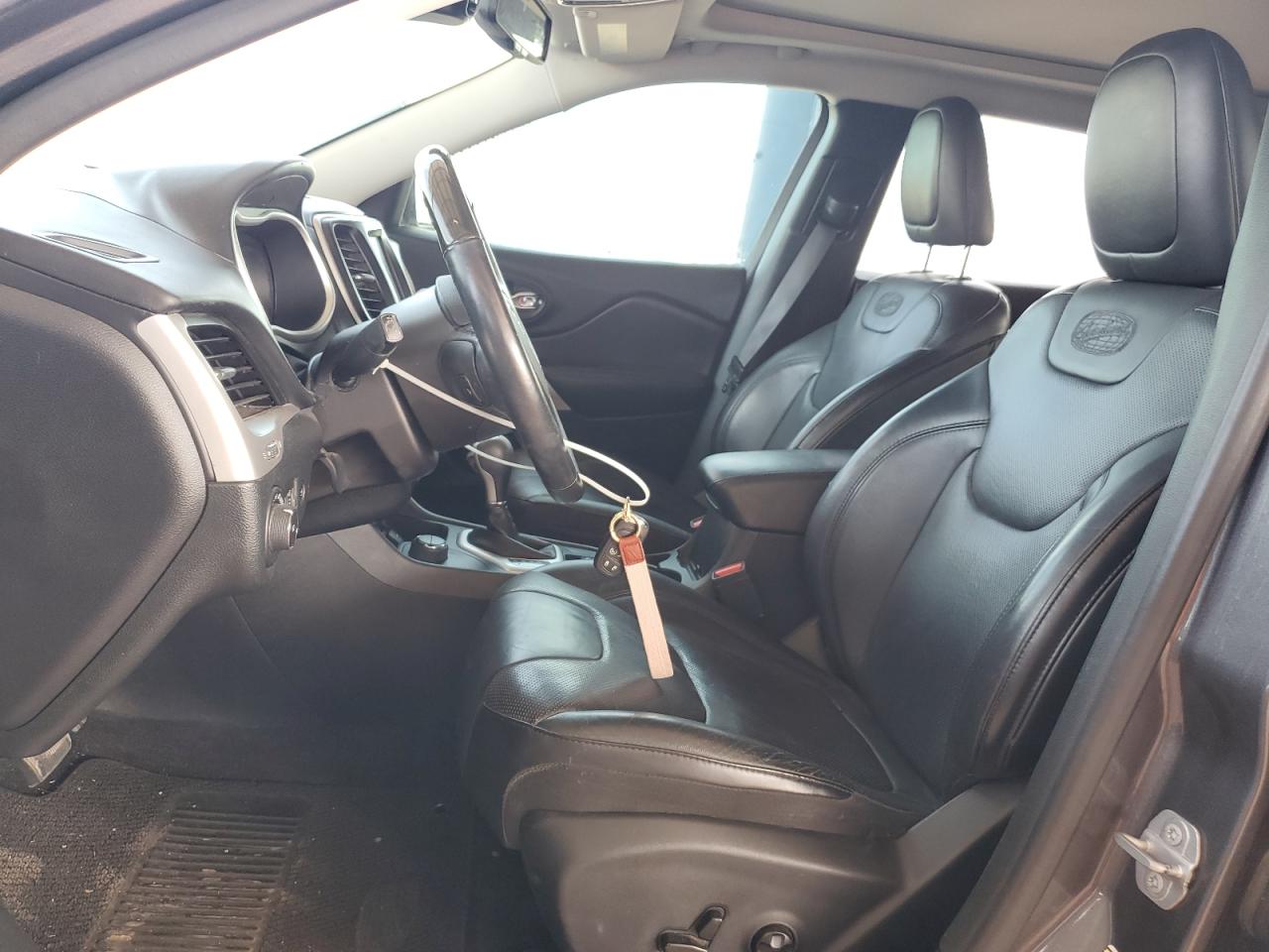 2018 Jeep Cherokee Overland VIN: 1C4PJMJX8JD501484 Lot: 81316345