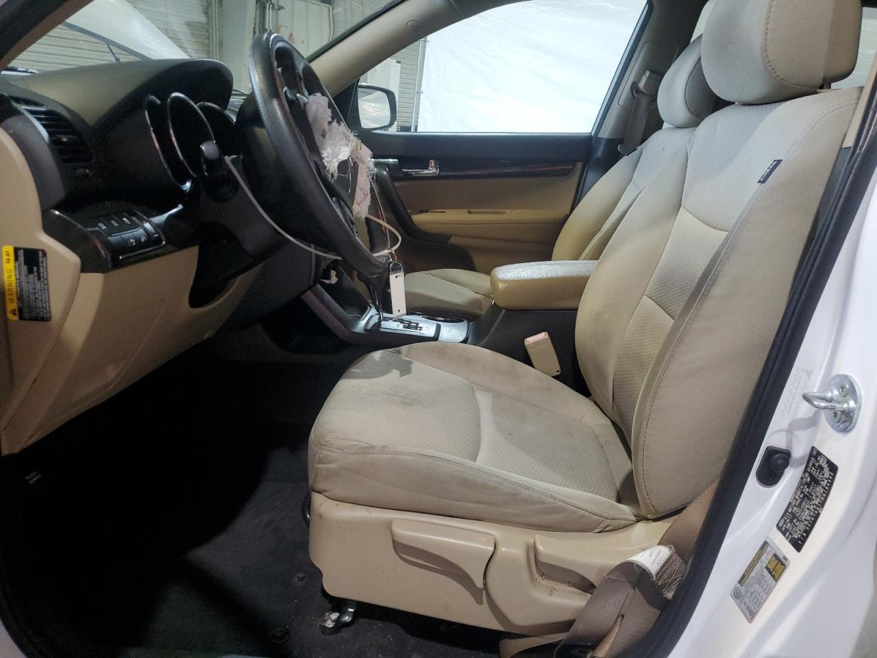 2011 Kia Sorento Base VIN: 5XYKT4A17BG184946 Lot: 85080695