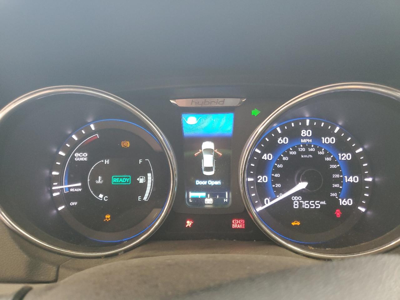 2015 Hyundai Sonata Hybrid VIN: KMHEC4A46FA137352 Lot: 70934335