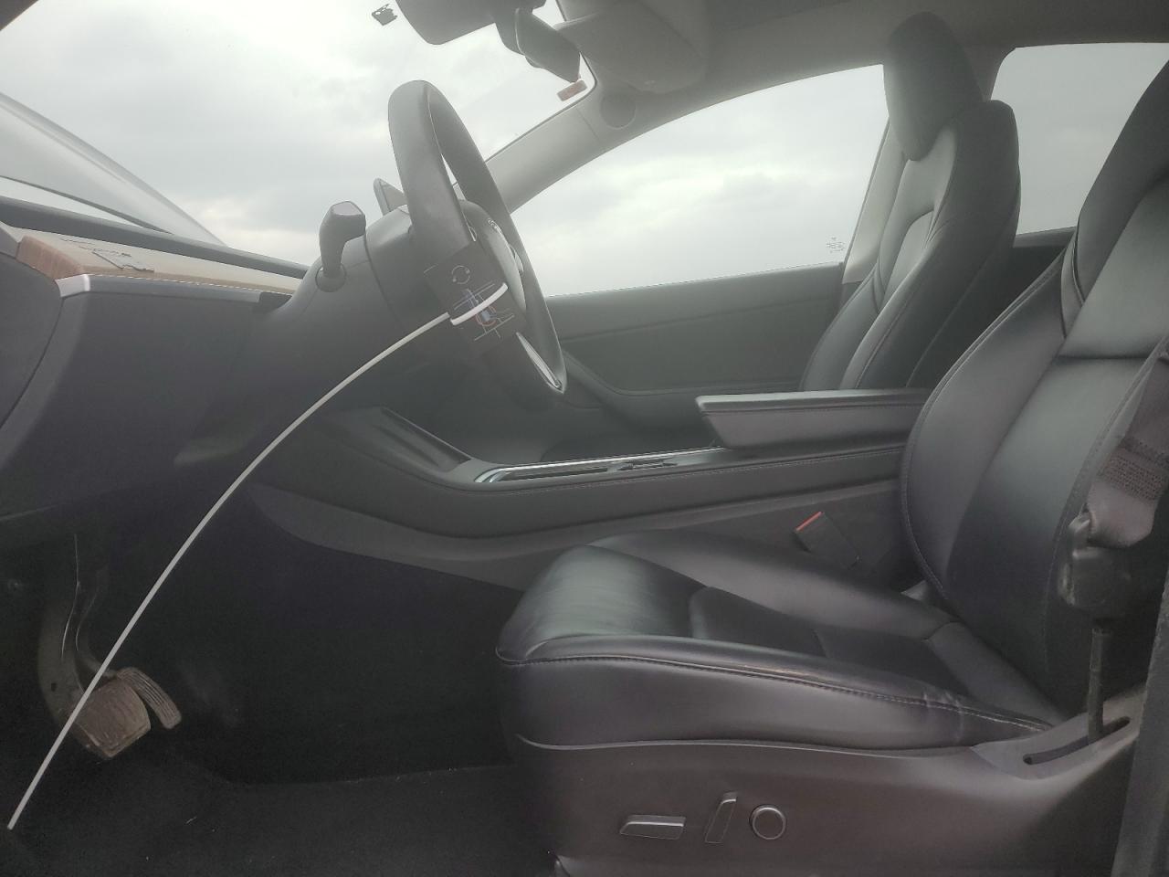 2022 Tesla Model Y VIN: 7SAYGDEE1NF491460 Lot: 71558065