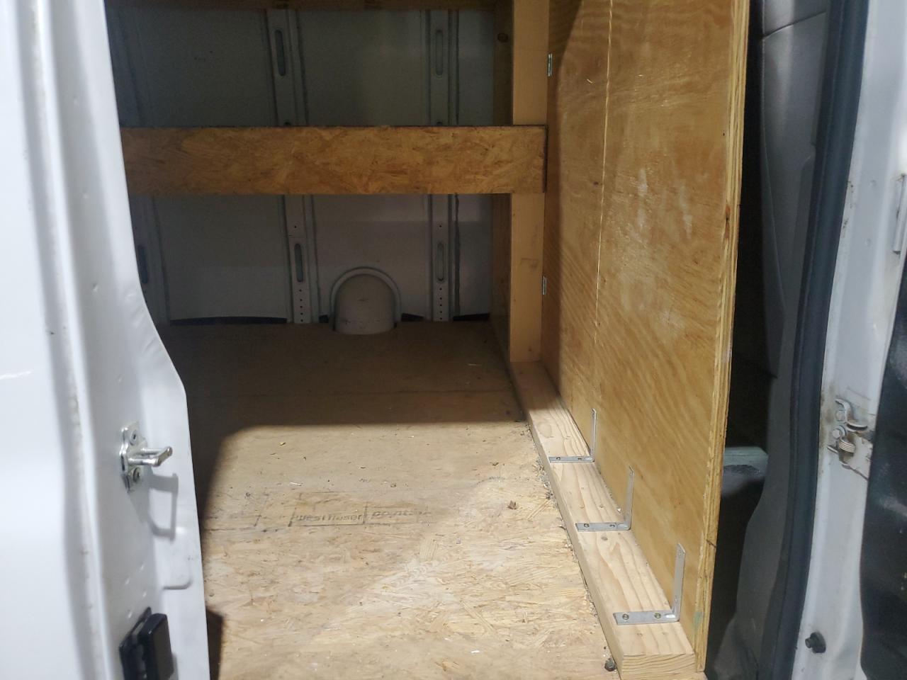 2006 Chevrolet Express G1500 VIN: 1GCFH15T561200645 Lot: 70101675