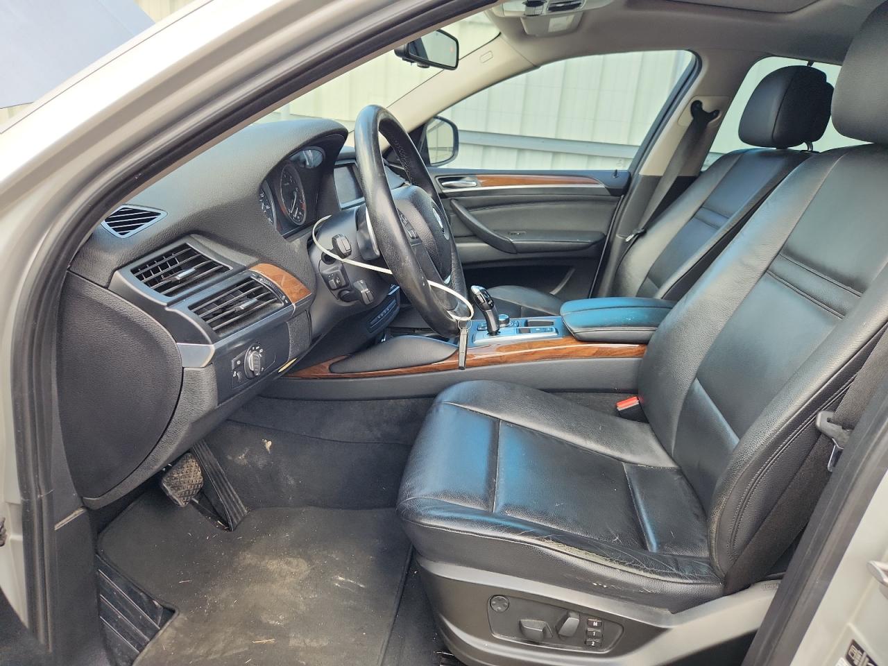 Фото: 5UXFG2C54E0H11475