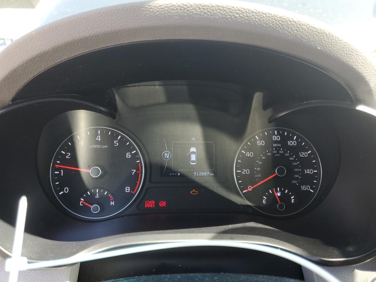 2016 Kia Optima Ex VIN: 5XXGU4L30GG055573 Lot: 81593815