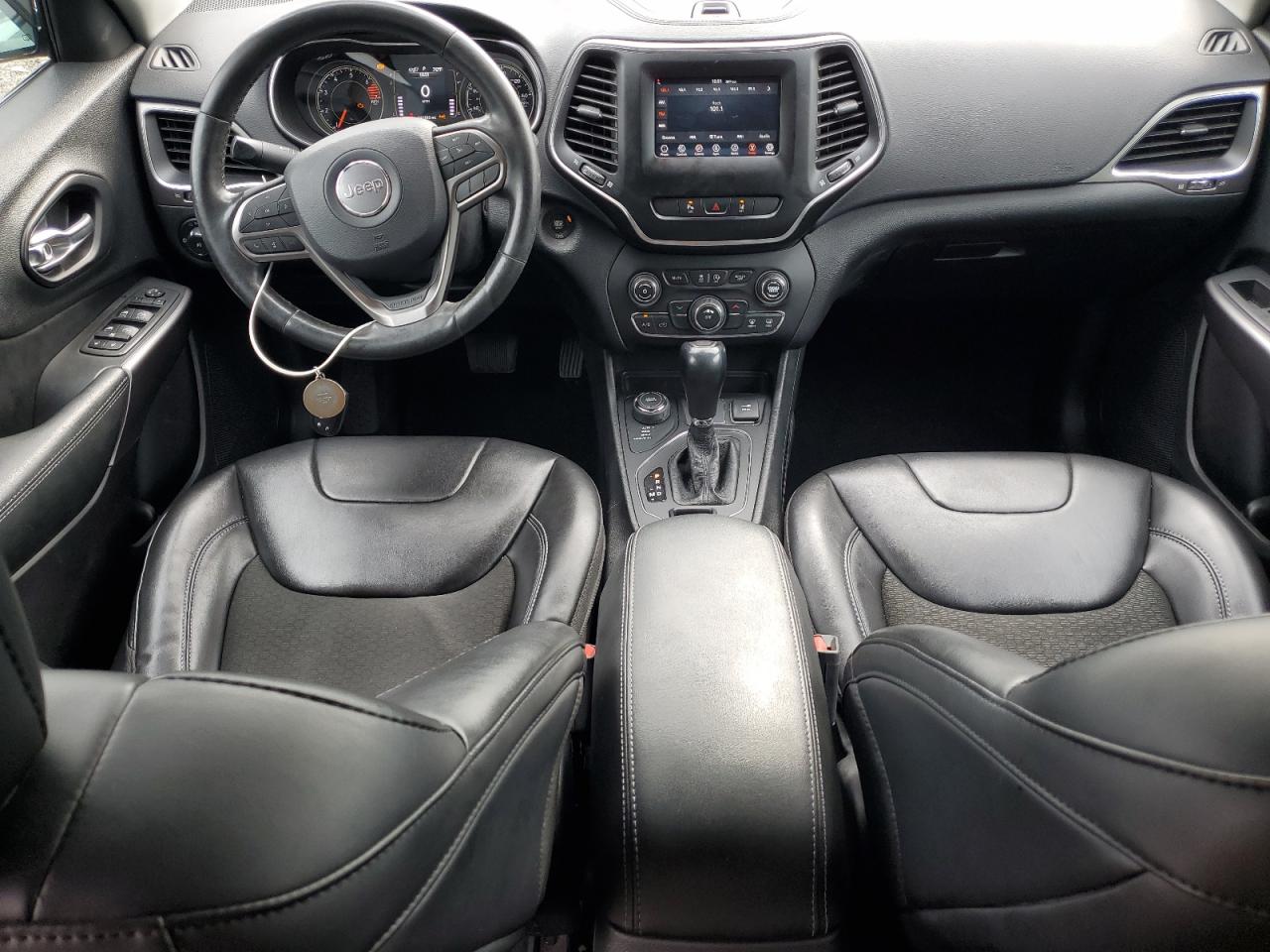 2021 Jeep Cherokee Latitude Plus VIN: 1C4PJMLB4MD211975 Lot: 82130775