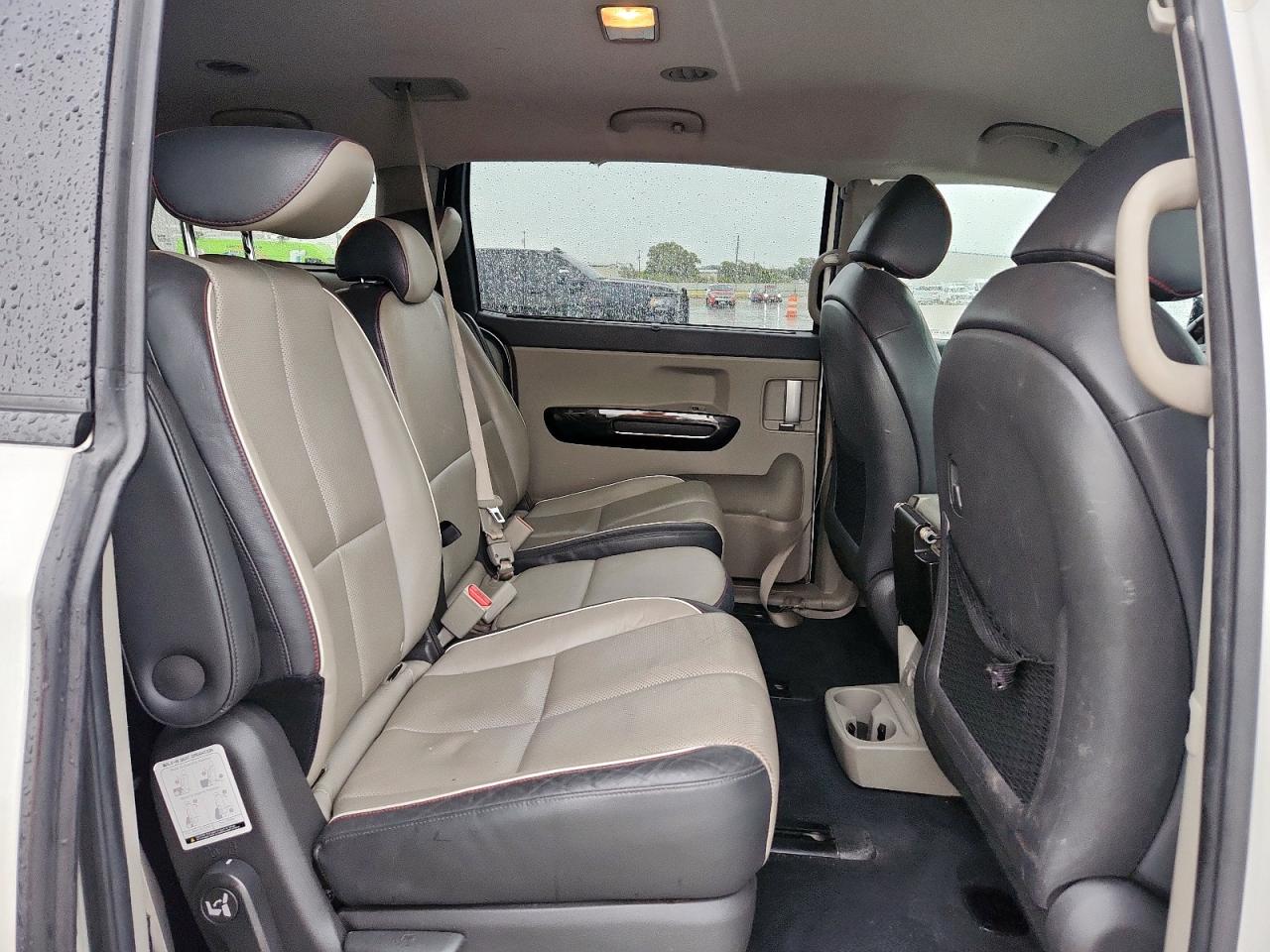 2015 Kia Sedona Ex VIN: KNDMC5C10F6051059 Lot: 83985655