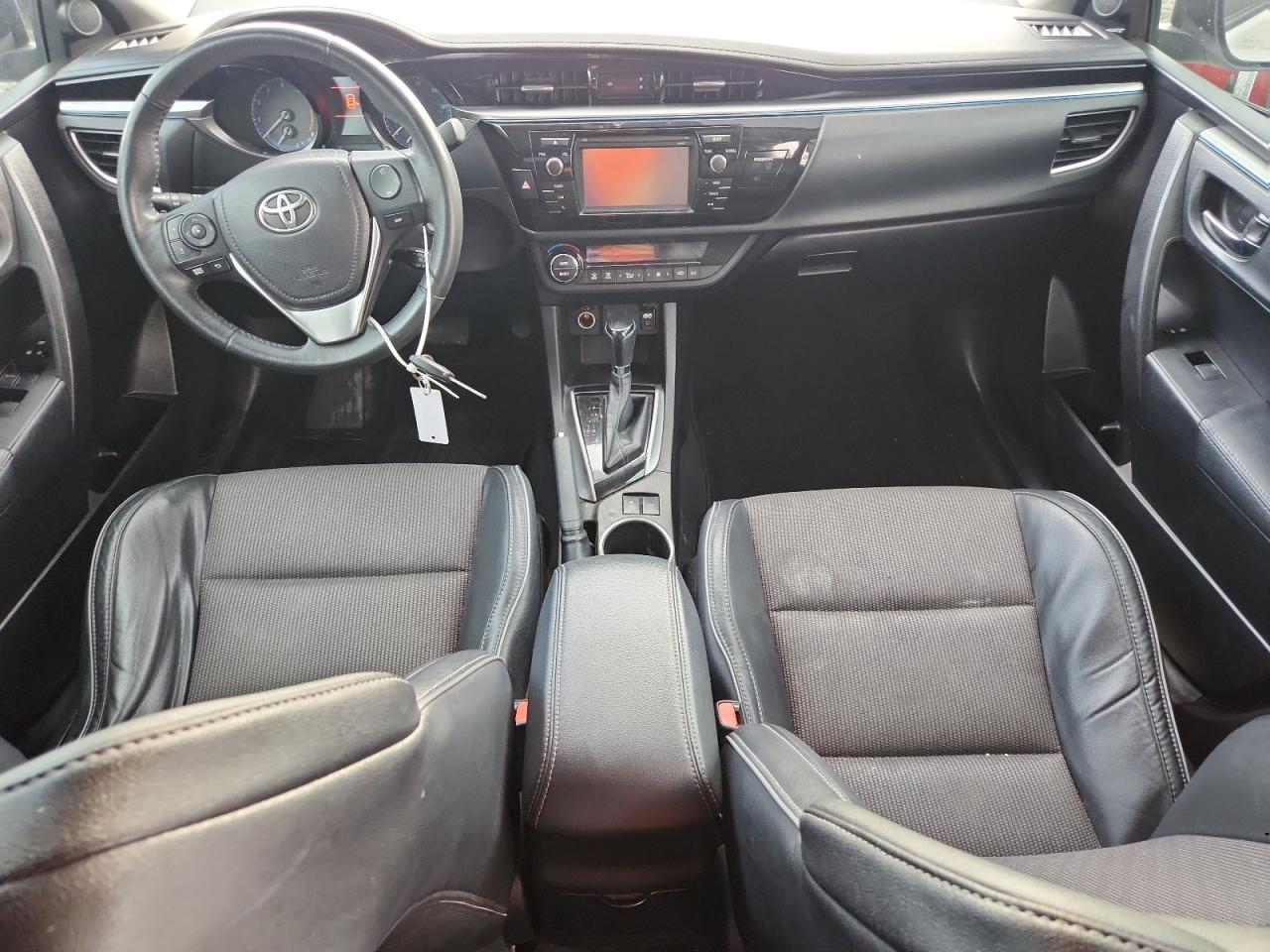 2015 Toyota Corolla L VIN: 5YFBURHE5FP241424 Lot: 80733665