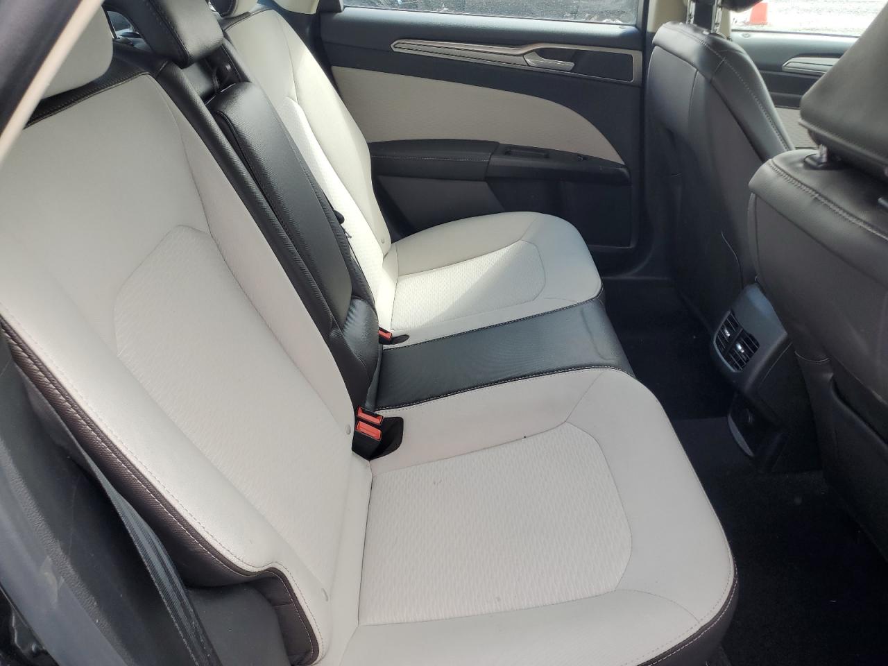 2020 Ford Fusion Se VIN: 3FA6P0HD1LR183982 Lot: 84048635